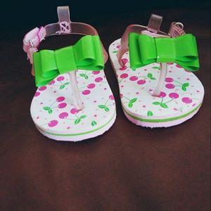 Green bow sandals